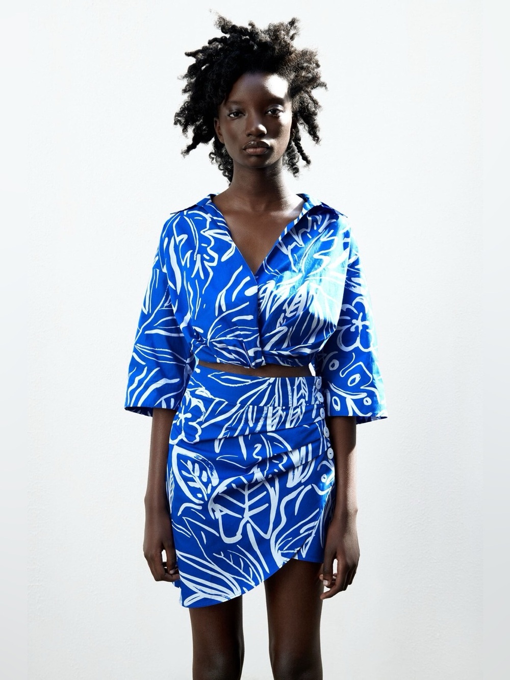 Zara Bold Blue Tropical Print Crop Top